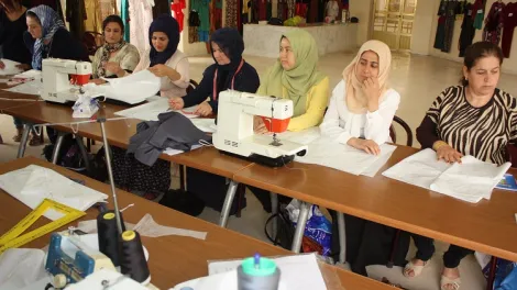 iraq-tailoring-course-1.jpg